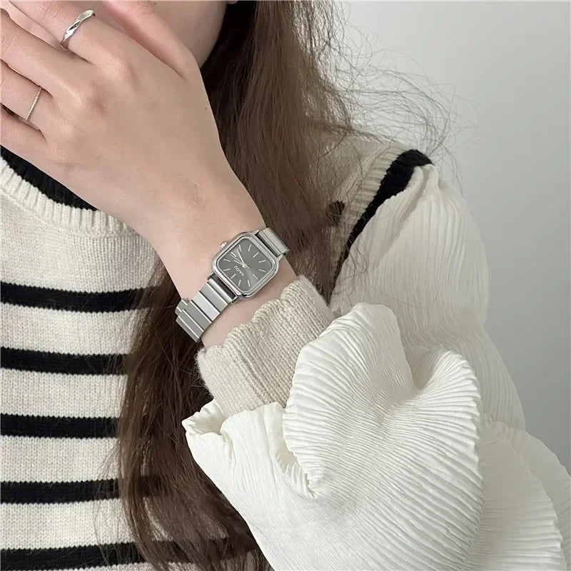 New Brand Steel Band Square Quartz Watch Retro Minimalist Temperament Small Dial Watch Female Student Wristwatch Dropshipping